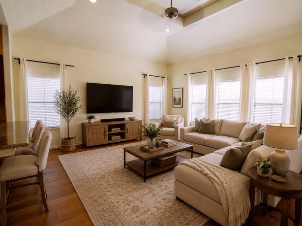 6047 Yale Street, Houston TX 77076