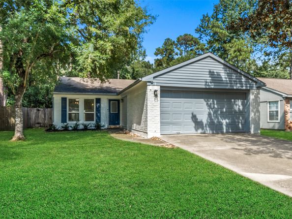 7 Hasting Oak Court, The Woodlands TX 77381