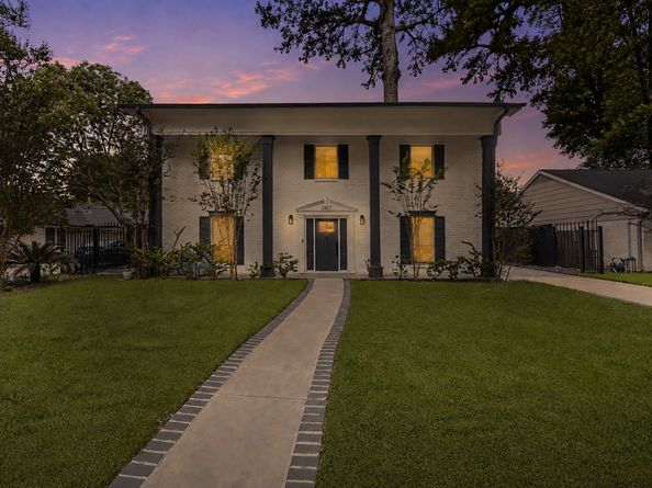 2807 Durban Drive, Houston TX 77043