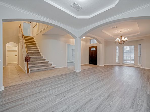 10327 Sablebrook Lane, Houston TX 77095