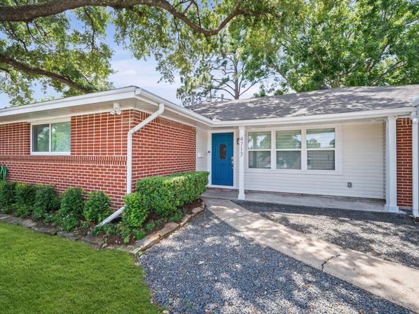 4717 Chrystell Lane, Houston TX 77092