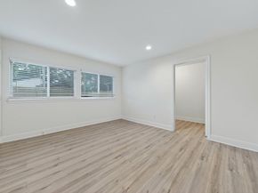 1707 W 43rd Street, Houston TX 77018