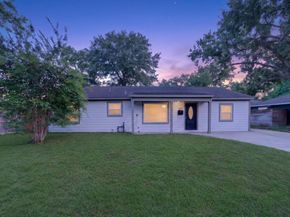 1707 W 43rd Street, Houston TX 77018