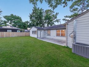 1707 W 43rd Street, Houston TX 77018