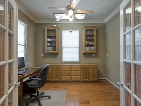 74 W Tapestry Park Circle, The Woodlands TX 77381