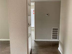 5625 Antoine Drive 508, Houston TX 77091