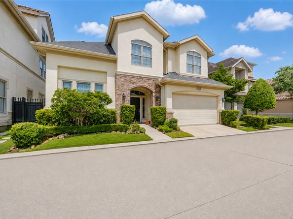 2719 Stuart Manor, Houston TX 77082