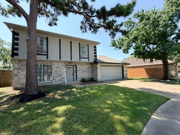 15511 Sungold Court, Houston TX 77095