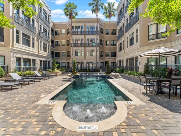 1901 Post Oak Boulevard 4507, Houston TX 77056