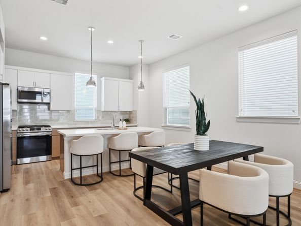 1804 Elysian Street, Houston TX 77026