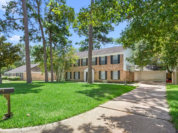 2142 Parkdale Drive, Houston TX 77339