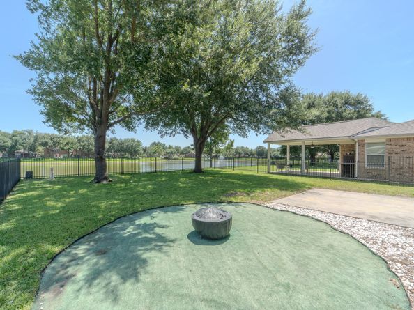 17531 Hoover Gardens Drive, Houston TX 77095