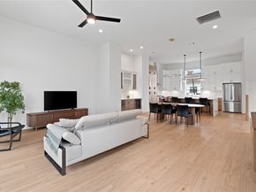 1608 Sedola Lane, Houston TX 77055