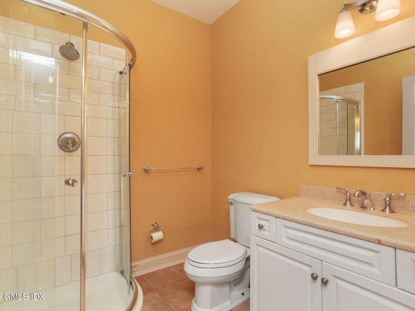 28 North Ridge Road, Old Greenwich CT 06870