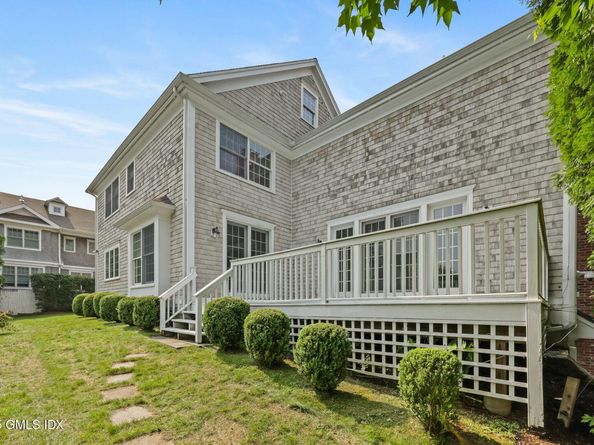 28 North Ridge Road, Old Greenwich CT 06870