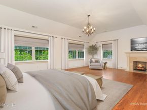28 North Ridge Road, Old Greenwich CT 06870