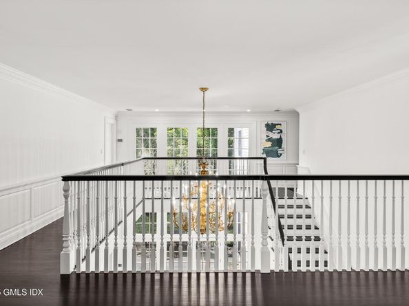 34 Edgewood Drive, Greenwich CT 06831