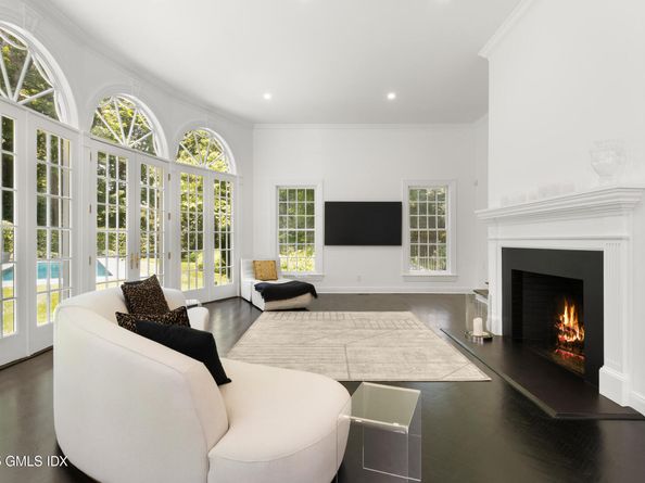 34 Edgewood Drive, Greenwich CT 06831