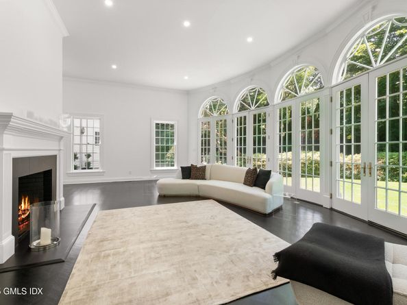 34 Edgewood Drive, Greenwich CT 06831