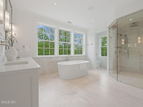 36 Baldwin Farms North, Greenwich CT 06831