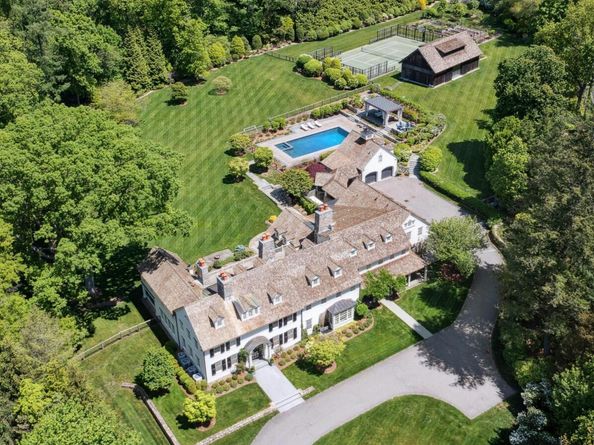 358 Lukes Wood Road, New Canaan CT 06840