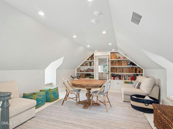 358 Lukes Wood Road, New Canaan CT 06840