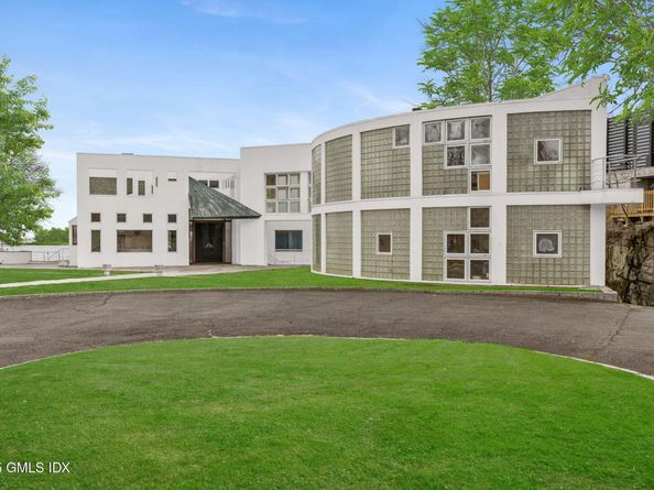 111 Byram Shore Road, Greenwich CT 06830