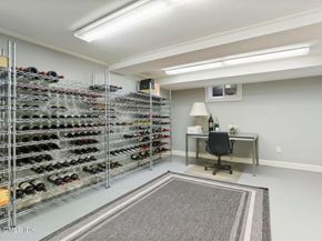 25 Lakewood Circle North, Greenwich CT 06830