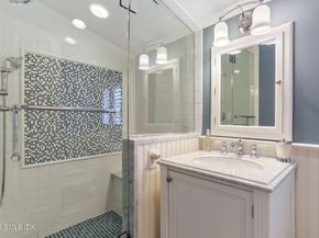 25 Lakewood Circle North, Greenwich CT 06830