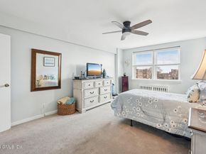 4 Putnam Hill 4F, Greenwich CT 06830