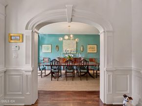 11 River Oaks Drive 11, Stamford CT 06902