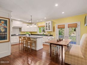 11 River Oaks Drive 11, Stamford CT 06902