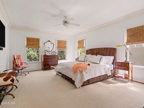 11 River Oaks Drive 11, Stamford CT 06902