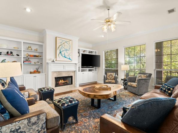 2717 Bartons Bluff LN, Austin TX 78746
