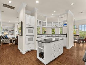 2717 Bartons Bluff LN, Austin TX 78746