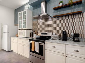 12808 Hughes ST, Austin TX 78732