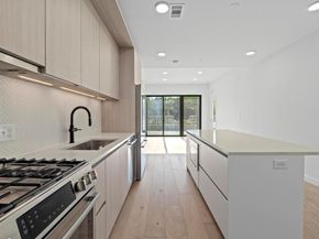 2209 S 1st ST 122, Austin TX 78704