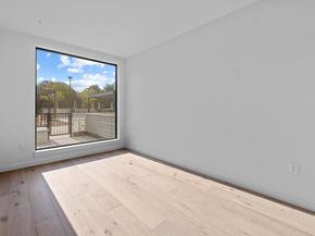 2209 S 1st ST 122, Austin TX 78704