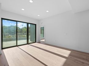 2209 S 1st ST 122, Austin TX 78704