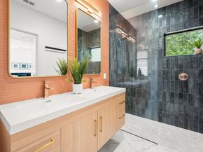 5511 Joe Sayers Ave B, Austin TX 78756