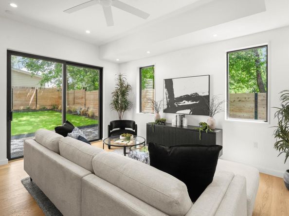 5511 Joe Sayers Ave B, Austin TX 78756