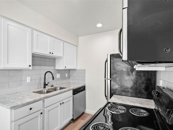3819 Southway DR 104, Austin TX 78704