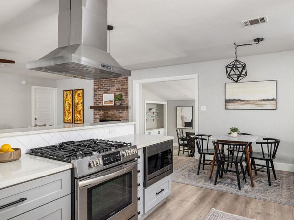 5507 Porsche LN, Austin TX 78749