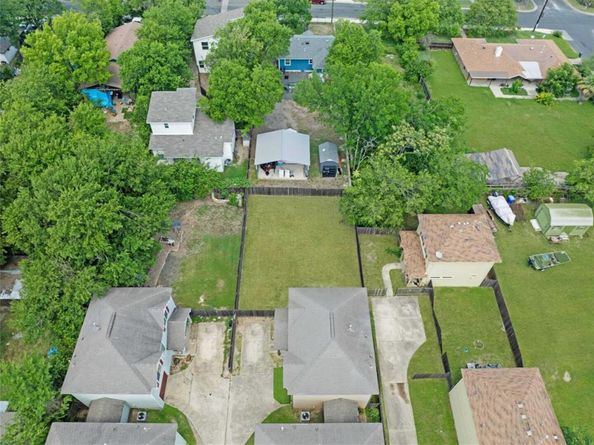 6912 Meador Ave, Austin TX 78752