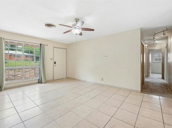 7000 Miranda DR, Austin TX 78752