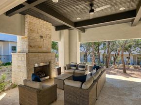 12001 Vista Parke DR NW 504, Austin TX 78726