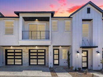 12001 Vista Parke DR NW