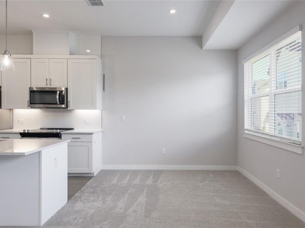 12001 Vista Parke DR NW 504, Austin TX 78726