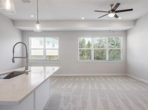 12001 Vista Parke DR NW 504, Austin TX 78726