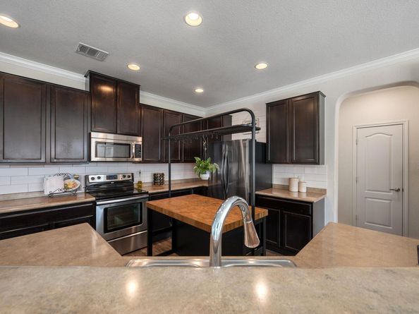 808 Lonesome Lilly WAY, Pflugerville TX 78660